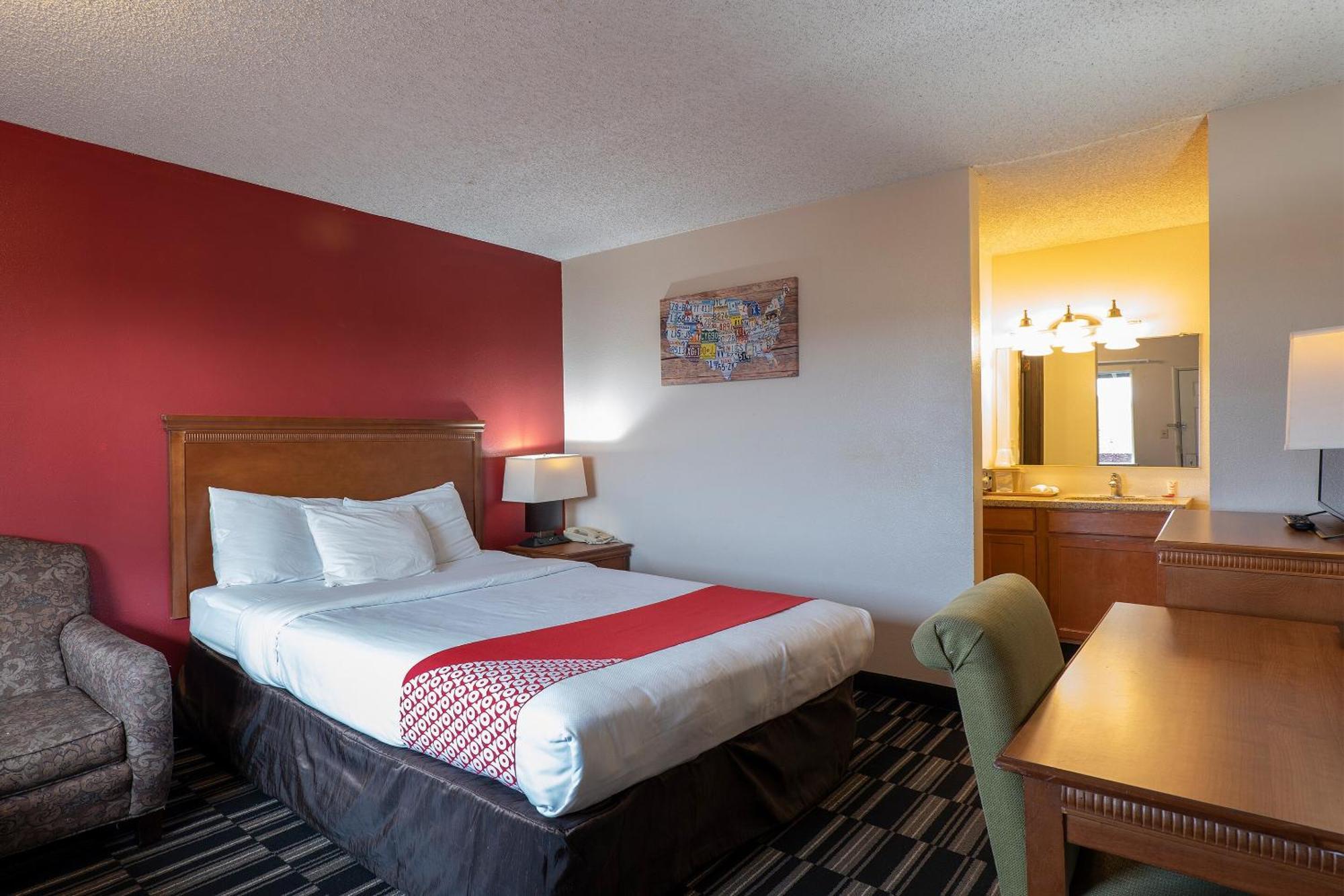 Oyo Hotel Chehalis I-5 South エクステリア 写真
